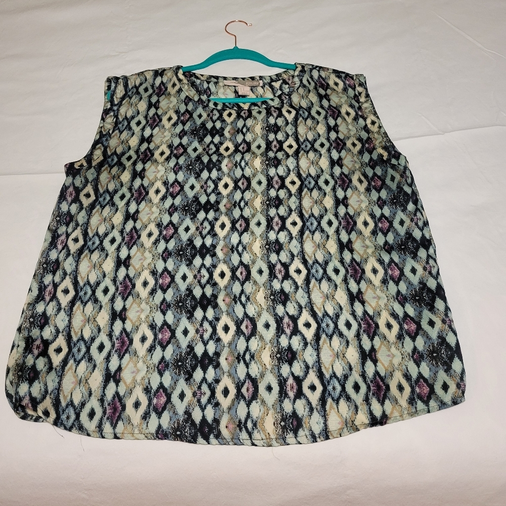 Multi color sleeveless blouse